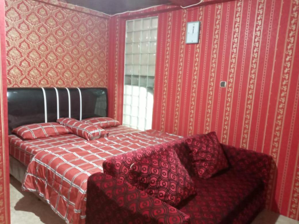 Mayestik Guest House Syariah Jacarta Exterior foto