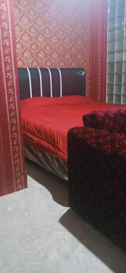 Mayestik Guest House Syariah Jacarta Exterior foto