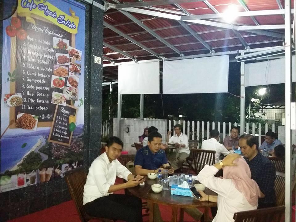 Mayestik Guest House Syariah Jacarta Exterior foto